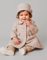 Abrigo para Bebé Gerat con Gorro en Color Beige