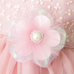 Bata de Fiesta Rosa con Flor Pastel – Gerat