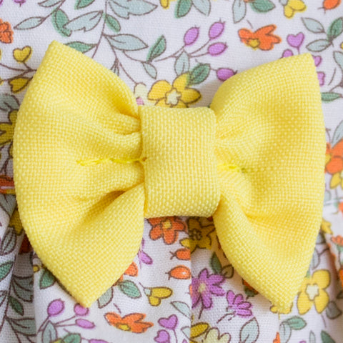 Bata para bebé color amarillo Gerat
